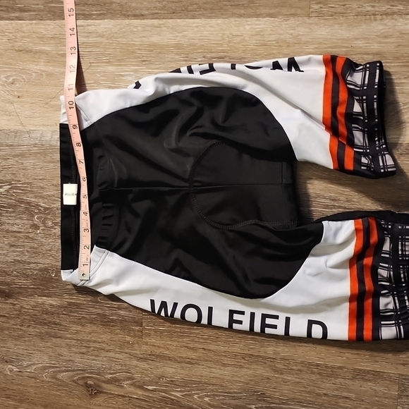 ♥️ Ciclyng short size  L - Picture 3 of 6
